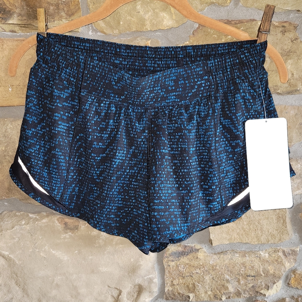 NWT Lululemon Hotty Hot Short II 8 Pulse Capri Black 2.5